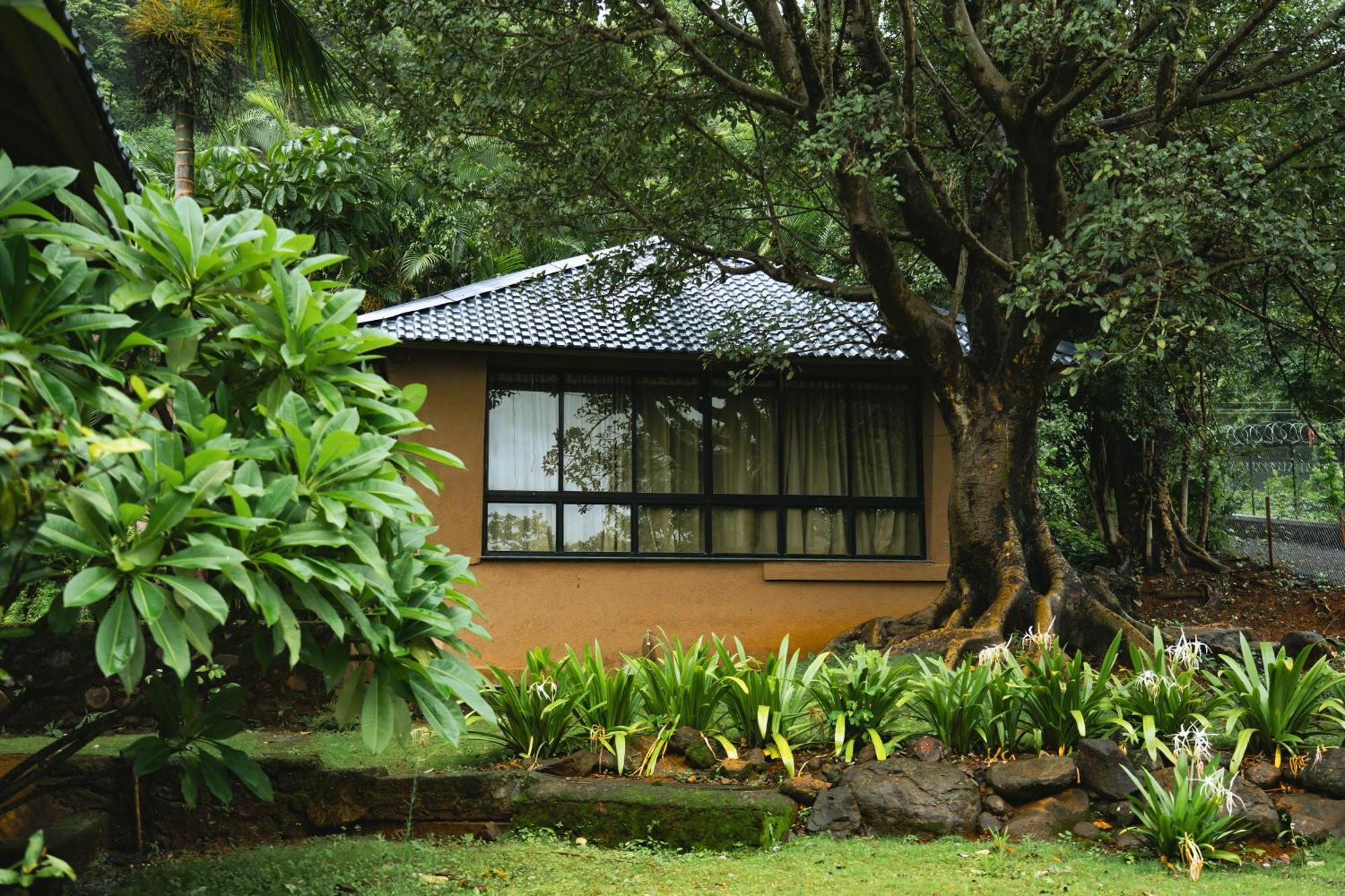 Rajlok Resorts プネ エクステリア 写真